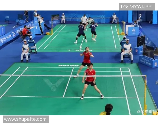 重庆羽毛球队在大师赛中的比赛经验与表现分析 重庆羽毛球队在大师赛中的比赛经验与表现分析