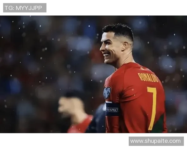 从普通球员到足球明星的华丽转身与转会握手仪式的背后故事